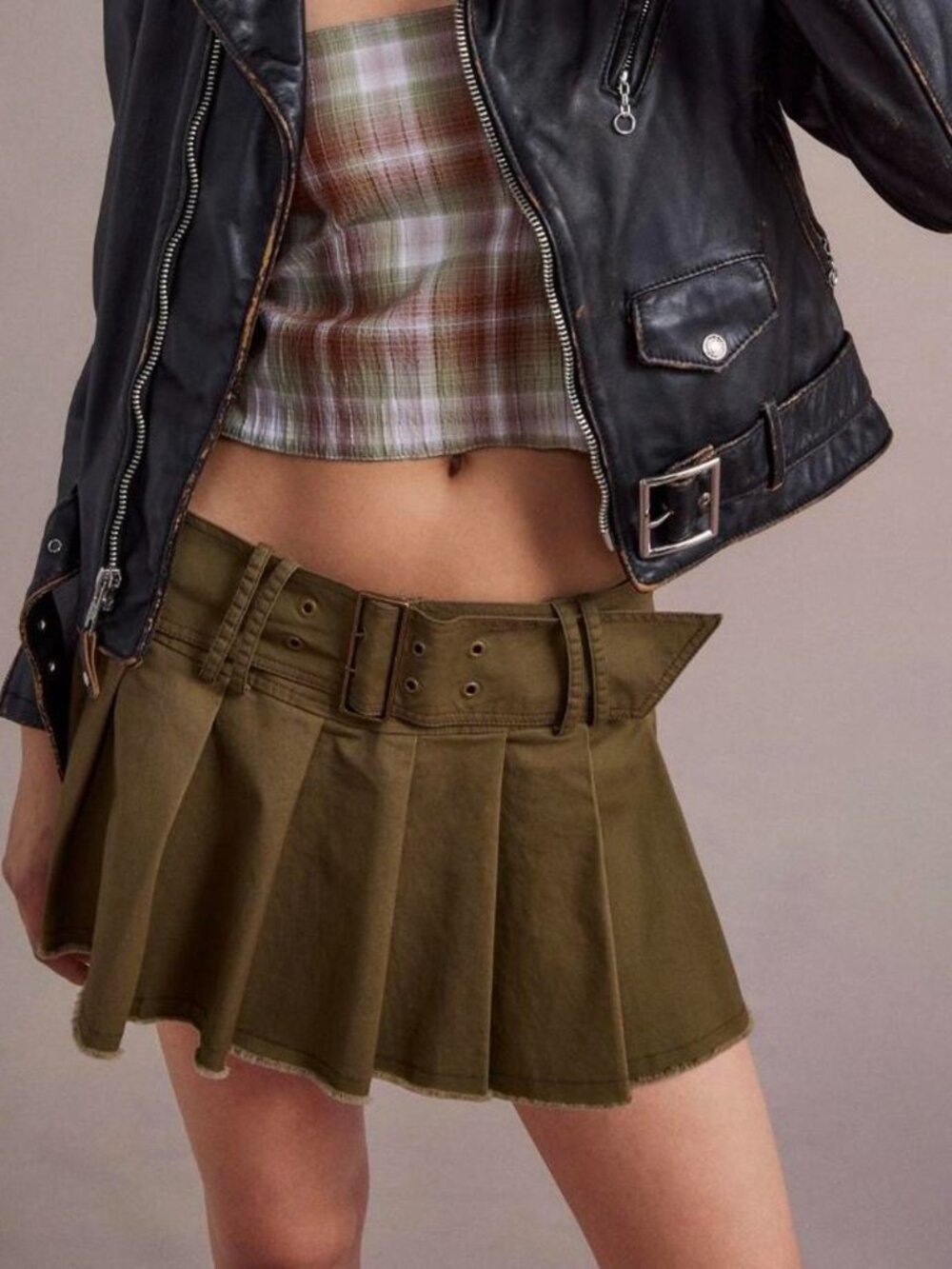 Urban Outfitters BDG Army Green Frayed Mini Skirt With Buckle Detail Size Medium